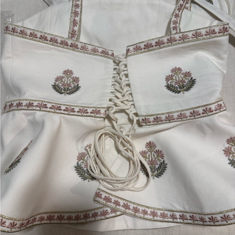Rosewater House Mina Top & Skirt Set - White - Size M/L - Picture 5 of 9